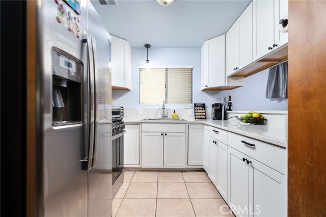Detail Gallery Image 12 of 46 For 693 Ca 138, Crestline,  CA 92325 - 3 Beds | 2 Baths