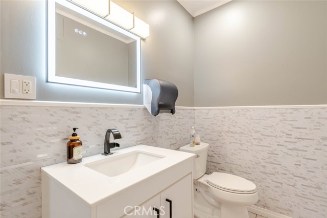 Commercial for Sale in Sherman Oaks, California