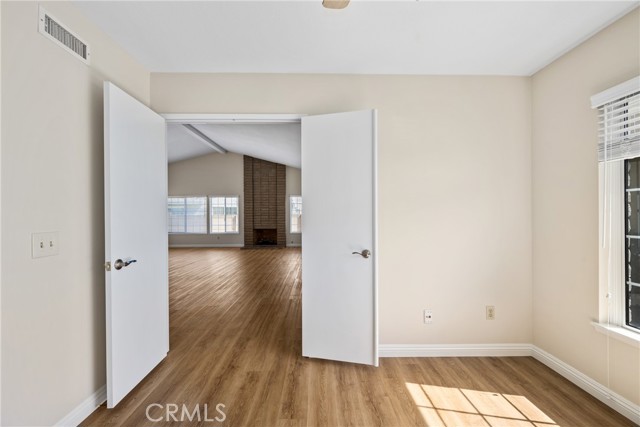 Detail Gallery Image 24 of 44 For 17651 Falkirk Ln, Huntington Beach,  CA 92649 - 4 Beds | 2 Baths