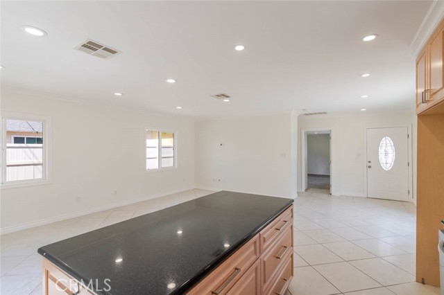 Detail Gallery Image 11 of 40 For 7707 Teesdale Ave, North Hollywood,  CA 91605 - 1 Beds | 1 Baths