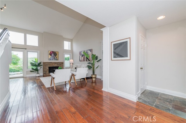 Detail Gallery Image 3 of 37 For 15 Baristo, Irvine,  CA 92612 - 2 Beds | 2/1 Baths