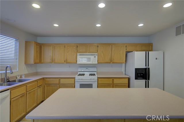 Detail Gallery Image 19 of 34 For 1283 Stephanie, Corona,  CA 92882 - 4 Beds | 2/1 Baths