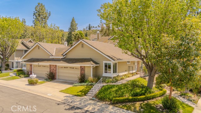 Detail Gallery Image 1 of 50 For 4738 E Fairfield St, Anaheim Hills,  CA 92807 - 3 Beds | 3 Baths