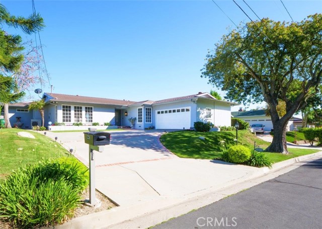 Image 5 of 47 For 3226 Corinna Drive