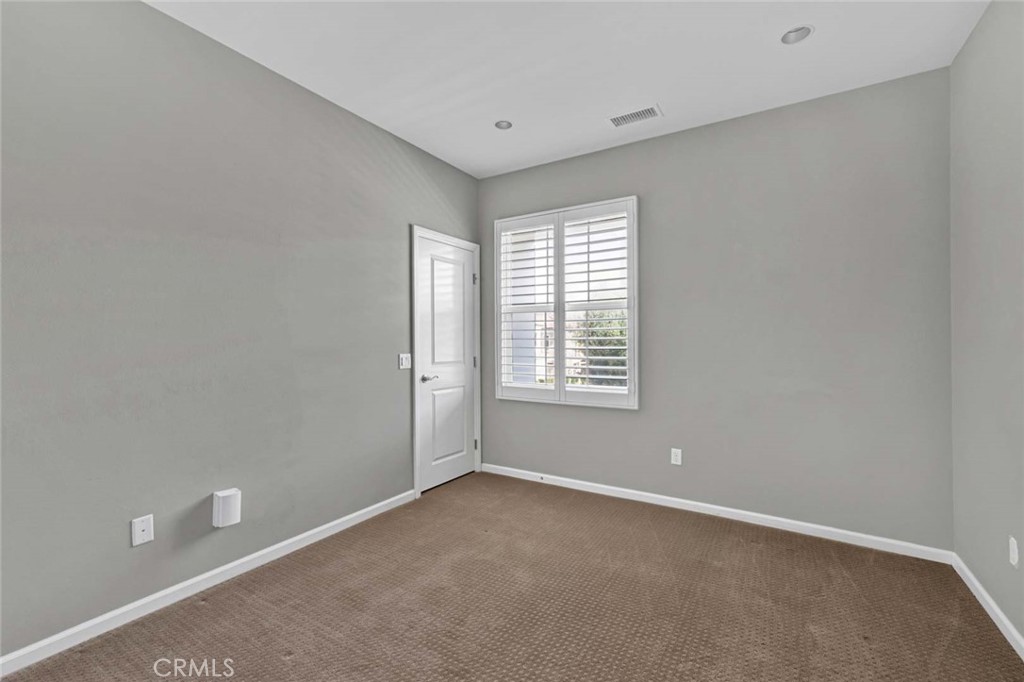 MLS #OC25248388 image #29