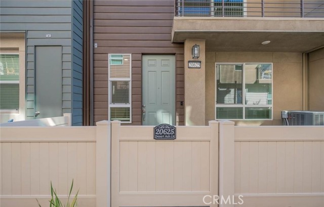 Front Image Thumbnail for CRSR25265802