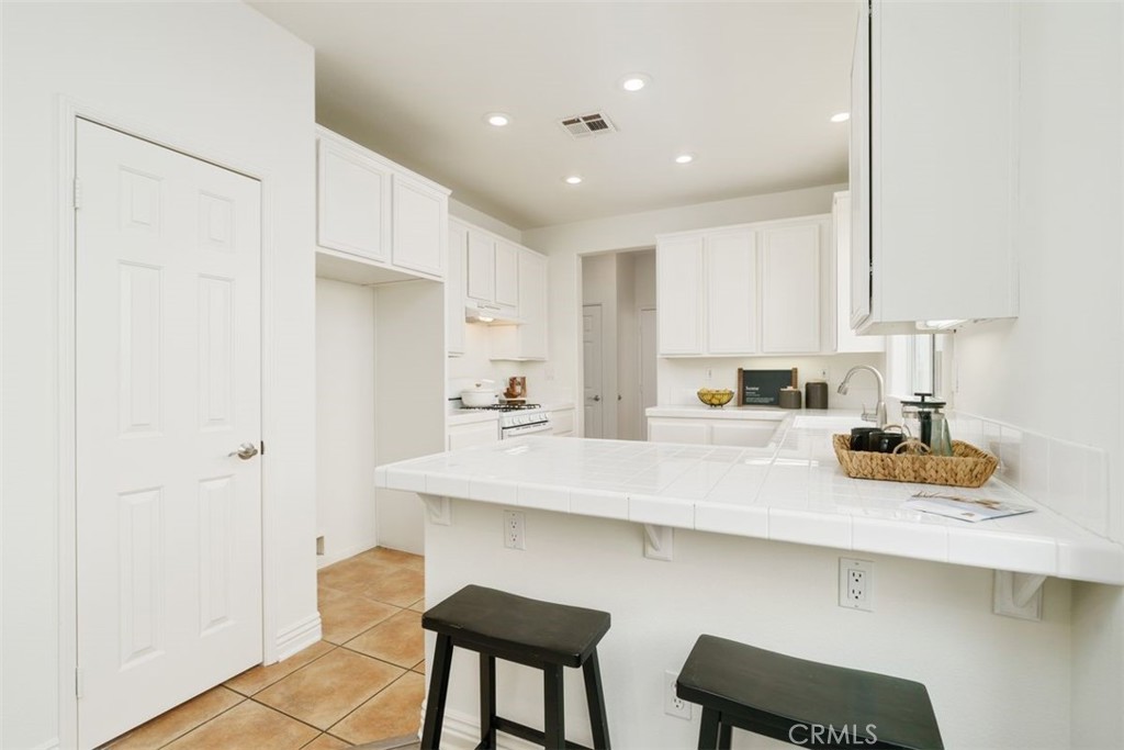 MLS #SR25243824 image #10