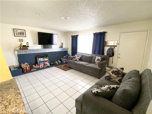 Image 3 for 6581 Elm Ave, San Bernardino, CA 92404