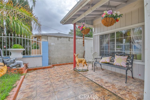 Image 2 for 15259 Orchid St, Fontana, CA 92335