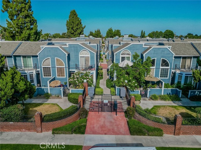 14738 Pioneer Boulevard, Norwalk CA: https://media.crmls.org/medias/4fa0f320-7a2f-4fc0-bd33-86144c019a7e.jpg