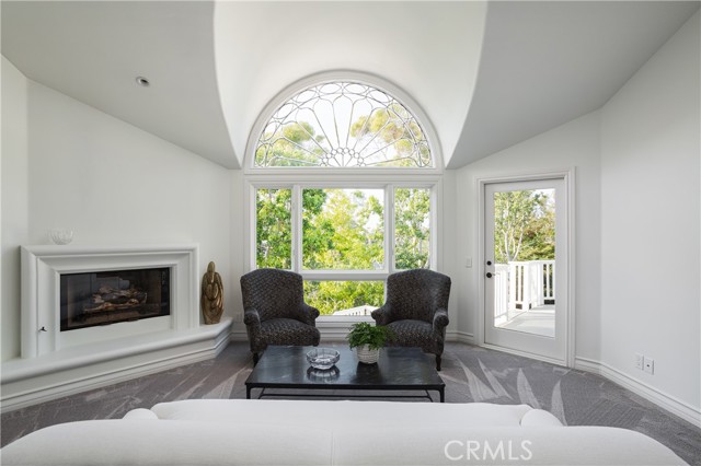 Detail Gallery Image 15 of 60 For 212 Kings Pl, Newport Beach,  CA 92663 - 4 Beds | 3/2 Baths