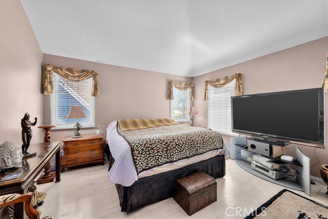 Detail Gallery Image 14 of 21 For 377 Roycroft Ave, Long Beach,  CA 90814 - 3 Beds | 2 Baths