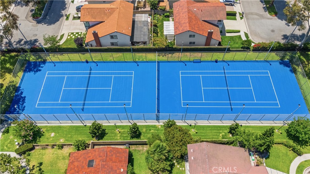 https://media.crmls.org/medias/4fa1e1dd-d5e3-48ae-8f0d-2599dae8c7cc.jpg?preset=X-Large