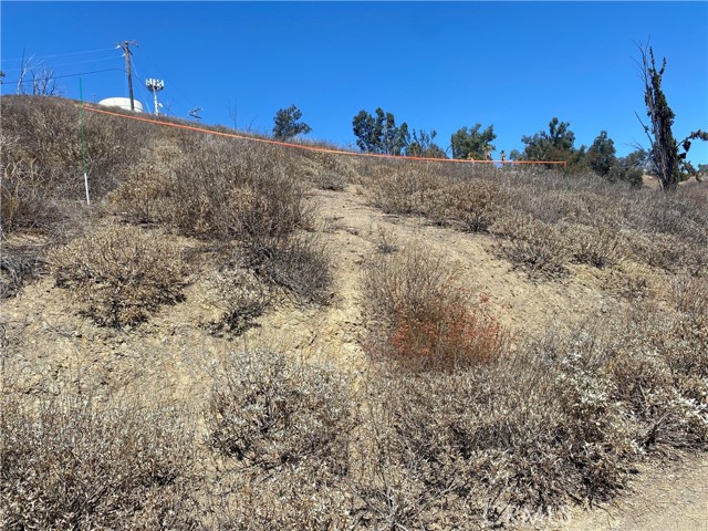 34 Barkschat Dr, Lake Elsinore CA: https://media.crmls.org/medias/4fa23810-cd95-44e3-813f-b0db69398ba9.jpg