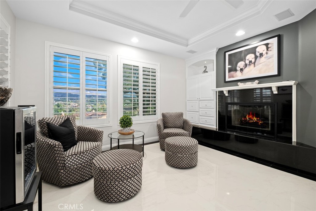 MLS #OC25248917 image #23