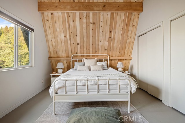 Detail Gallery Image 21 of 30 For 989 Calanda, Crestline,  CA 92325 - 2 Beds | 2 Baths