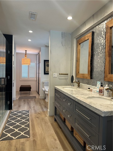 Detail Gallery Image 31 of 51 For 13 Blue Ridge, Irvine,  CA 92620 - 5 Beds | 3/1 Baths