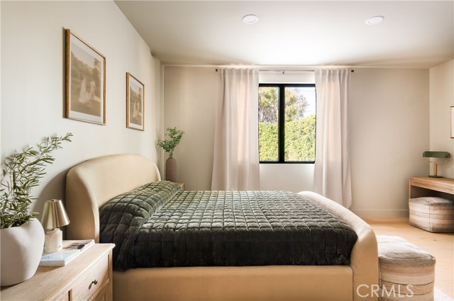Detail Gallery Image 37 of 65 For 15719 Hartsook St, Encino,  CA 91436 - 4 Beds | 4/1 Baths