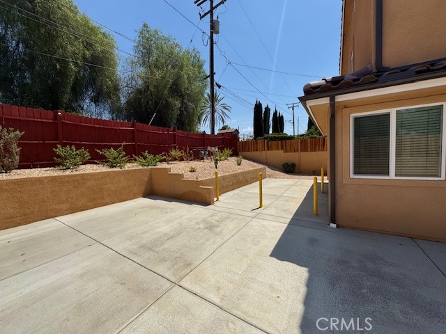 https://media.crmls.org/medias/4fa41a51-3f45-4312-a195-54510ed35d23.jpg?preset=X-Large