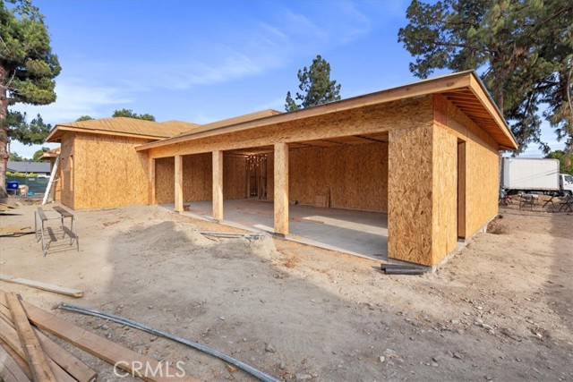 1629 N Palm Avenue, Upland CA: https://media.crmls.org/medias/4fa47a88-8b52-473f-863f-6f63dc9d5e7d.jpg