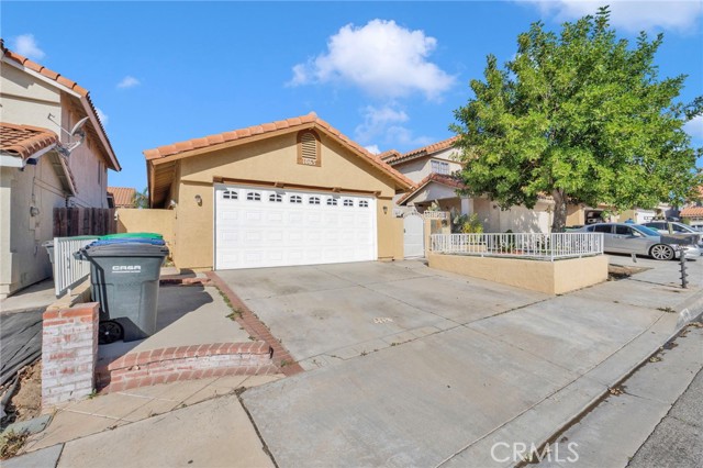 Detail Gallery Image 2 of 30 For 1065 Martinez, Colton,  CA 92324 - 2 Beds | 1 Baths