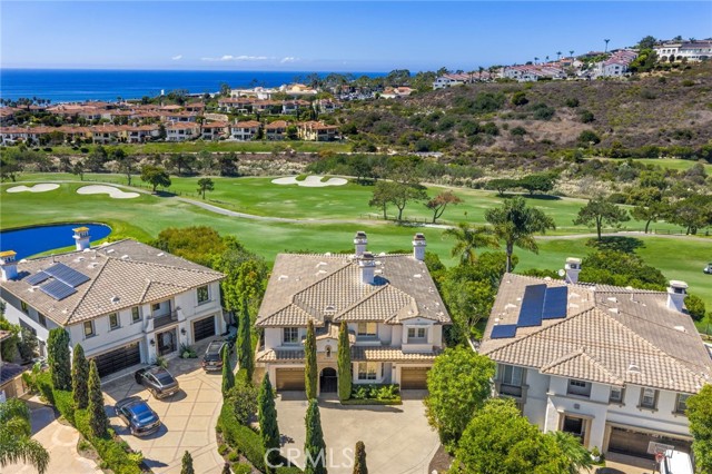 15 Vista Cielo, Dana Point CA: https://media.crmls.org/medias/4fa615f7-2b8b-4bf3-bd9d-34c31a1f2c63.jpg