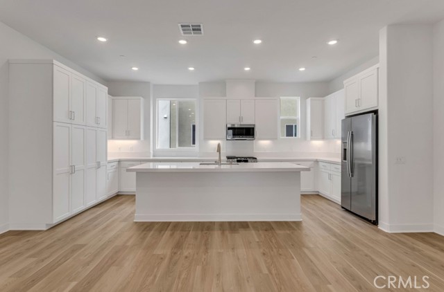 Front Image Thumbnail for CROC26051907