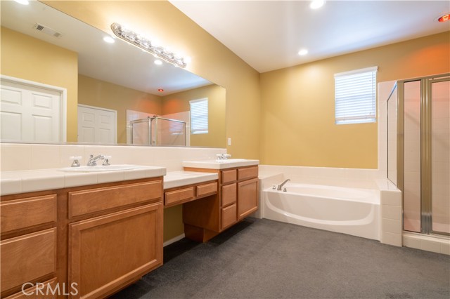 Detail Gallery Image 15 of 38 For 11480 Autumn Glen Ct, Porter Ranch,  CA 91326 - 3 Beds | 3 Baths