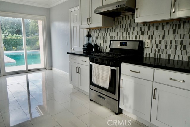 Detail Gallery Image 12 of 31 For 1131 E Larkwood, West Covina,  CA 91790 - 3 Beds | 2 Baths