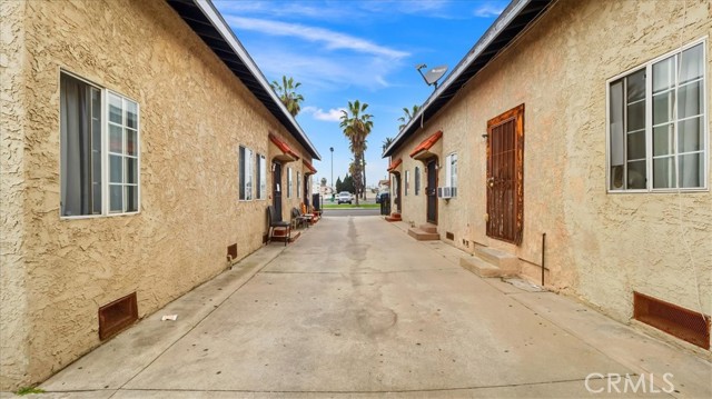 732 S Ferris Avenue #8, Los Angeles, CA, 90022 732 S Ferris Avenue #8, Los Angeles, CA, 90022