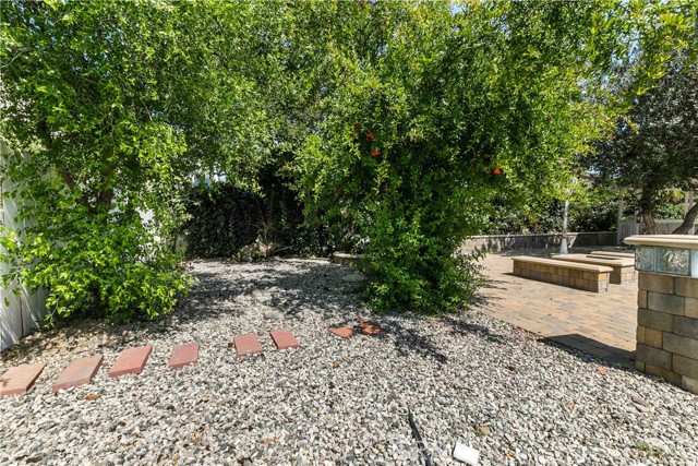 17533 Raymer Street, Sherwood Forest CA: https://media.crmls.org/medias/4fa852d3-a041-4a8a-9849-542d64ba5a2a.jpg