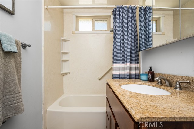 Detail Gallery Image 25 of 33 For 4809 Falcon Ave, Long Beach,  CA 90807 - 3 Beds | 2 Baths