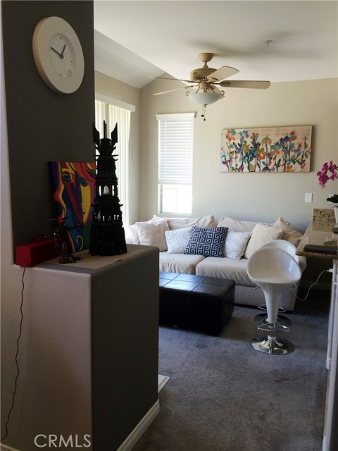 2371 Tryall, Tustin CA: https://media.crmls.org/medias/4fa8faf8-3898-45c4-80ed-e6fccd36fb6b.jpg