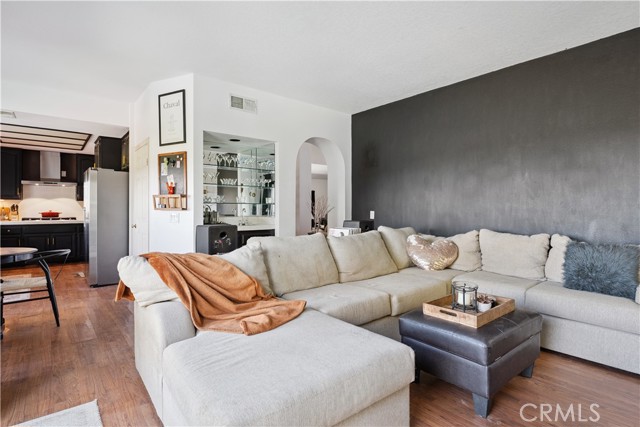 Image 17 of 50 For 8042 Masefield Court