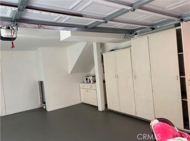 Detail Gallery Image 38 of 41 For 6912 Remmet Ave #5,  Canoga Park,  CA 91303 - 2 Beds | 2/1 Baths