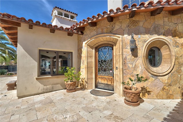 Detail Gallery Image 7 of 75 For 31280 Pescado, Temecula,  CA 92592 - 7 Beds | 7/1 Baths