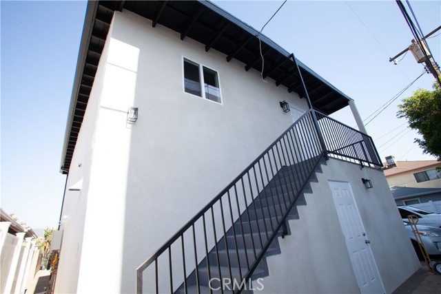Detail Gallery Image 7 of 7 For 2255 Catalina St #200,  Burbank,  CA 91504 - 0 Beds | 1 Baths