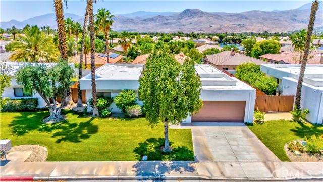 Detail Gallery Image 3 of 43 For 69645 Antonia Way, Rancho Mirage,  CA 92270 - 3 Beds | 2 Baths