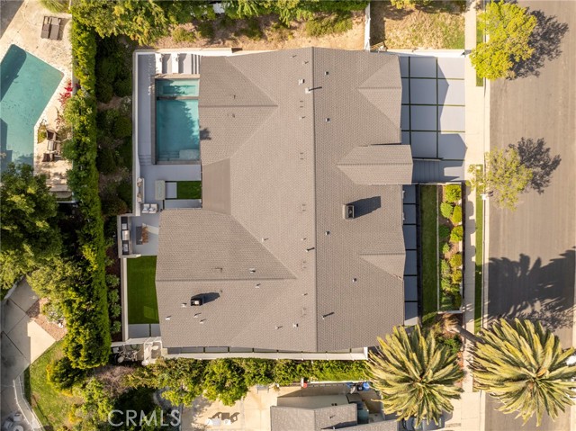 4635 Brewster Drive, Tarzana CA: https://media.crmls.org/medias/4fac1882-c6c5-4363-8b0d-f316e053f424.jpg