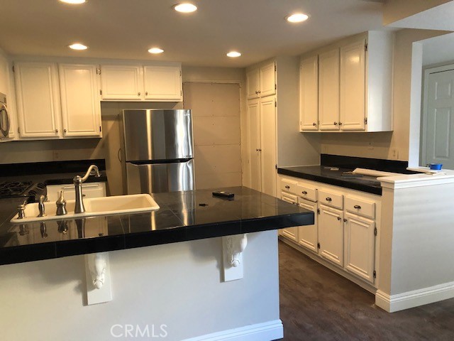 Detail Gallery Image 3 of 15 For 67 Dartmouth #64,  Irvine,  CA 92612 - 3 Beds | 3/1 Baths