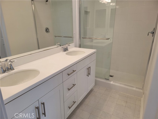 Detail Gallery Image 9 of 22 For 1940 N Bloom Dr, Compton,  CA 90222 - 3 Beds | 2/1 Baths