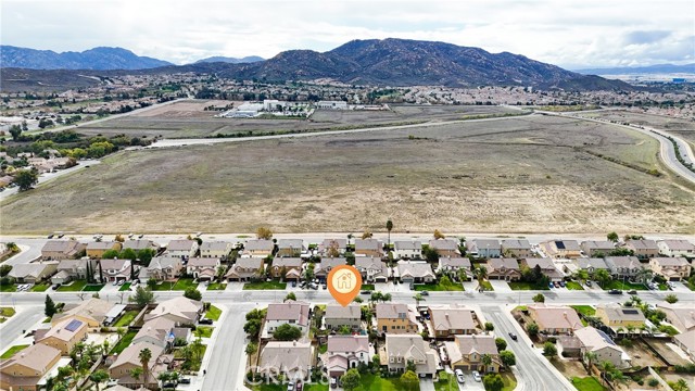 Detail Gallery Image 9 of 59 For 27204 Big Horn, Moreno Valley,  CA 92555 - 4 Beds | 4 Baths