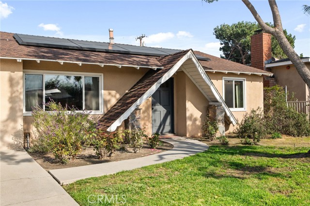 Detail Gallery Image 2 of 33 For 9161 Priscilla St, Downey,  CA 90242 - 2 Beds | 1 Baths