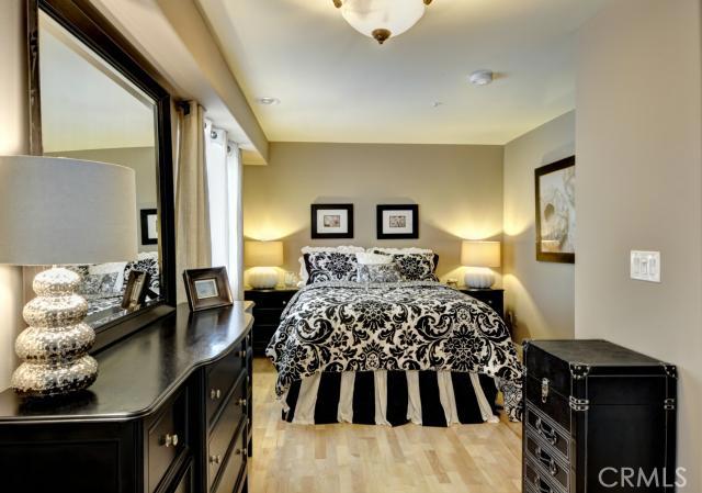 313 2nd Street, Hermosa Beach, California 90254, 3 Bedrooms Bedrooms, ,3 BathroomsBathrooms,Residential,Sold,2nd,SB12141698