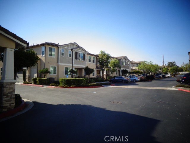 Detail Gallery Image 2 of 18 For 4332 Wild Ginger Cir, Yorba Linda,  CA 92886 - 3 Beds | 2/1 Baths
