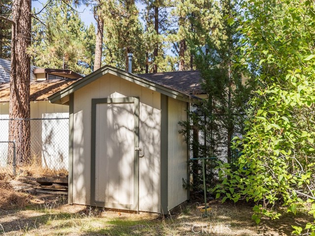 Detail Gallery Image 14 of 40 For 803 Robinhood Bld, Big Bear City,  CA 92314 - 2 Beds | 1 Baths