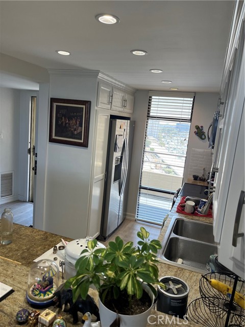 Detail Gallery Image 8 of 21 For 4265 Marina City Drive #903,  Marina Del Rey,  CA 90292 - 1 Beds | 1 Baths