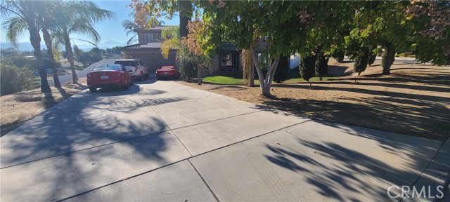 Detail Gallery Image 4 of 15 For 17319 Timberview Dr, Riverside,  CA 92504 - 4 Beds | 4 Baths