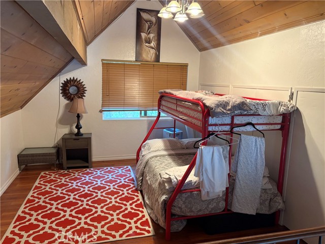 24166 Zurich Drive, Crestline CA: https://media.crmls.org/medias/4fb12e6f-5f4c-4877-ab51-4981015a6b40.jpg