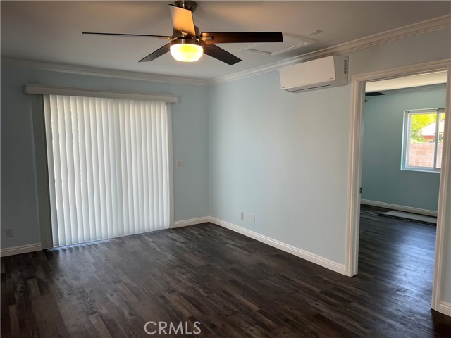 Detail Gallery Image 23 of 42 For 18614 Liggett St, Northridge,  CA 91324 - 5 Beds | 3/1 Baths
